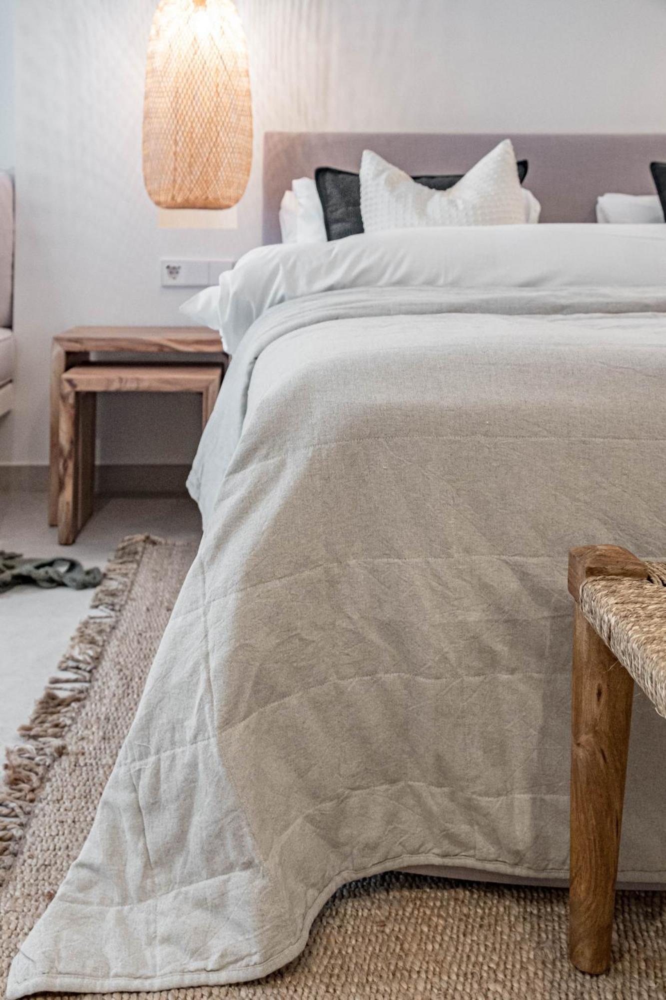Seaclub Suites Εστεπόνα Εξωτερικό φωτογραφία