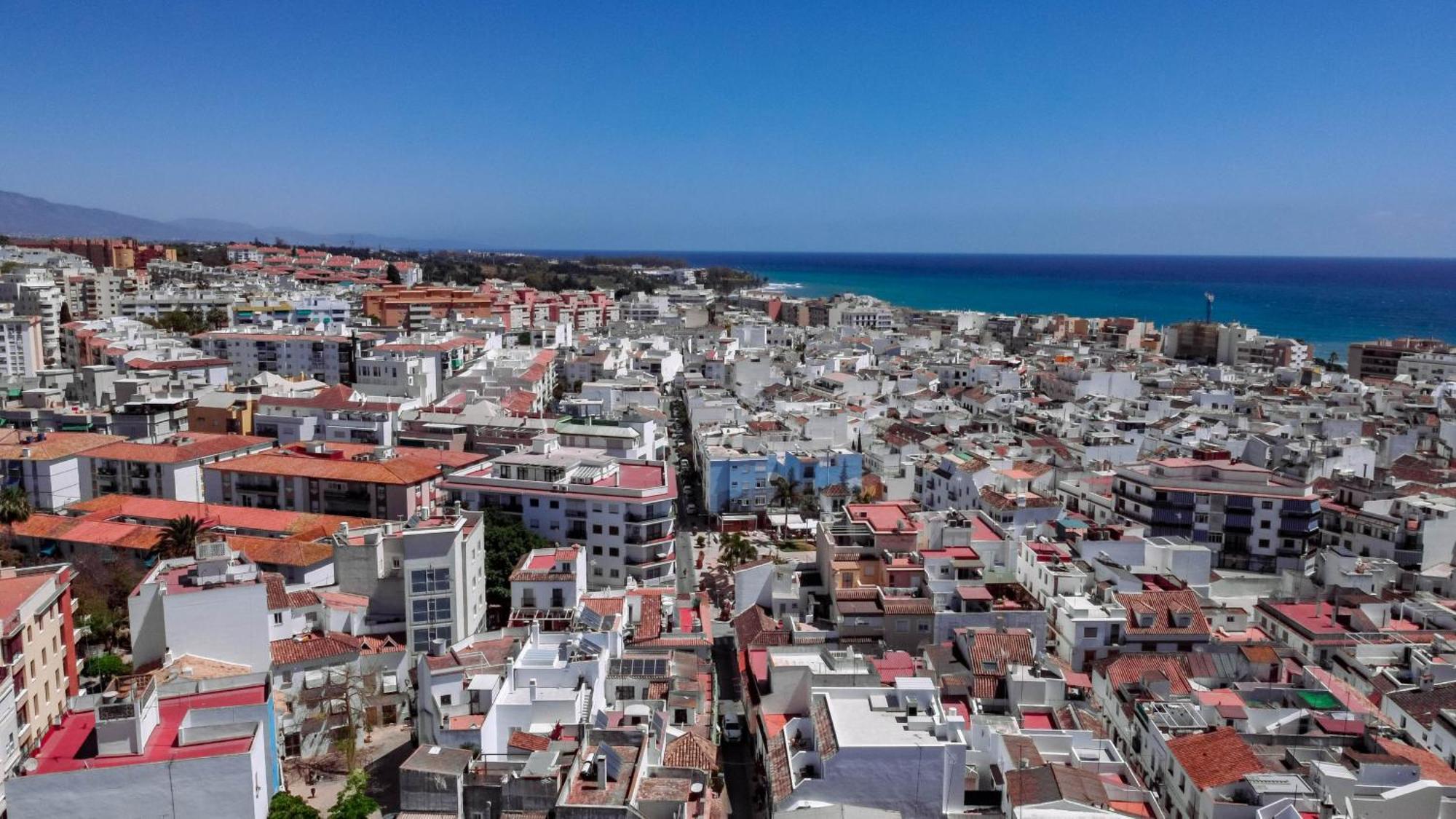 Seaclub Suites Εστεπόνα Εξωτερικό φωτογραφία