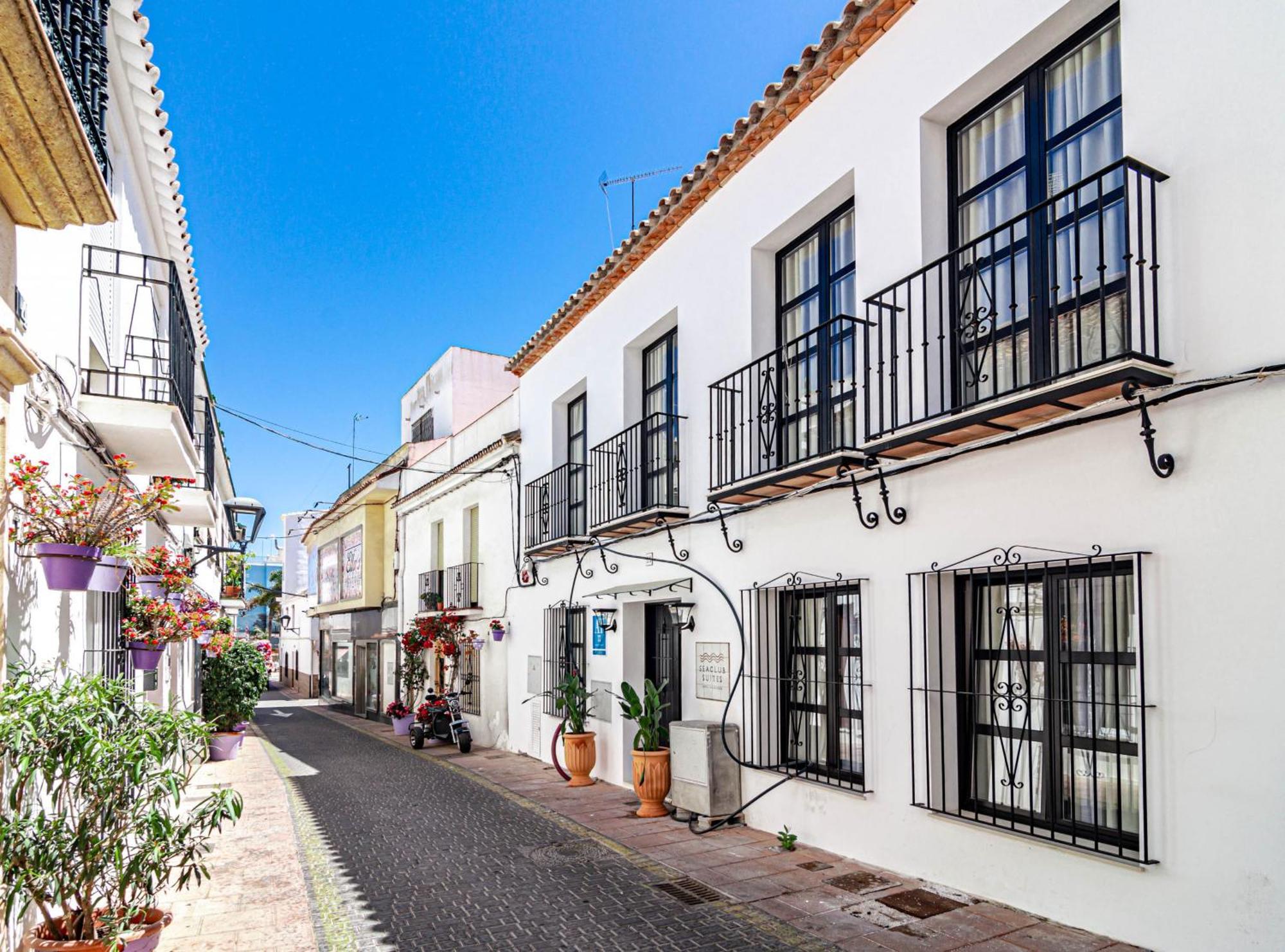 Seaclub Suites Εστεπόνα Εξωτερικό φωτογραφία