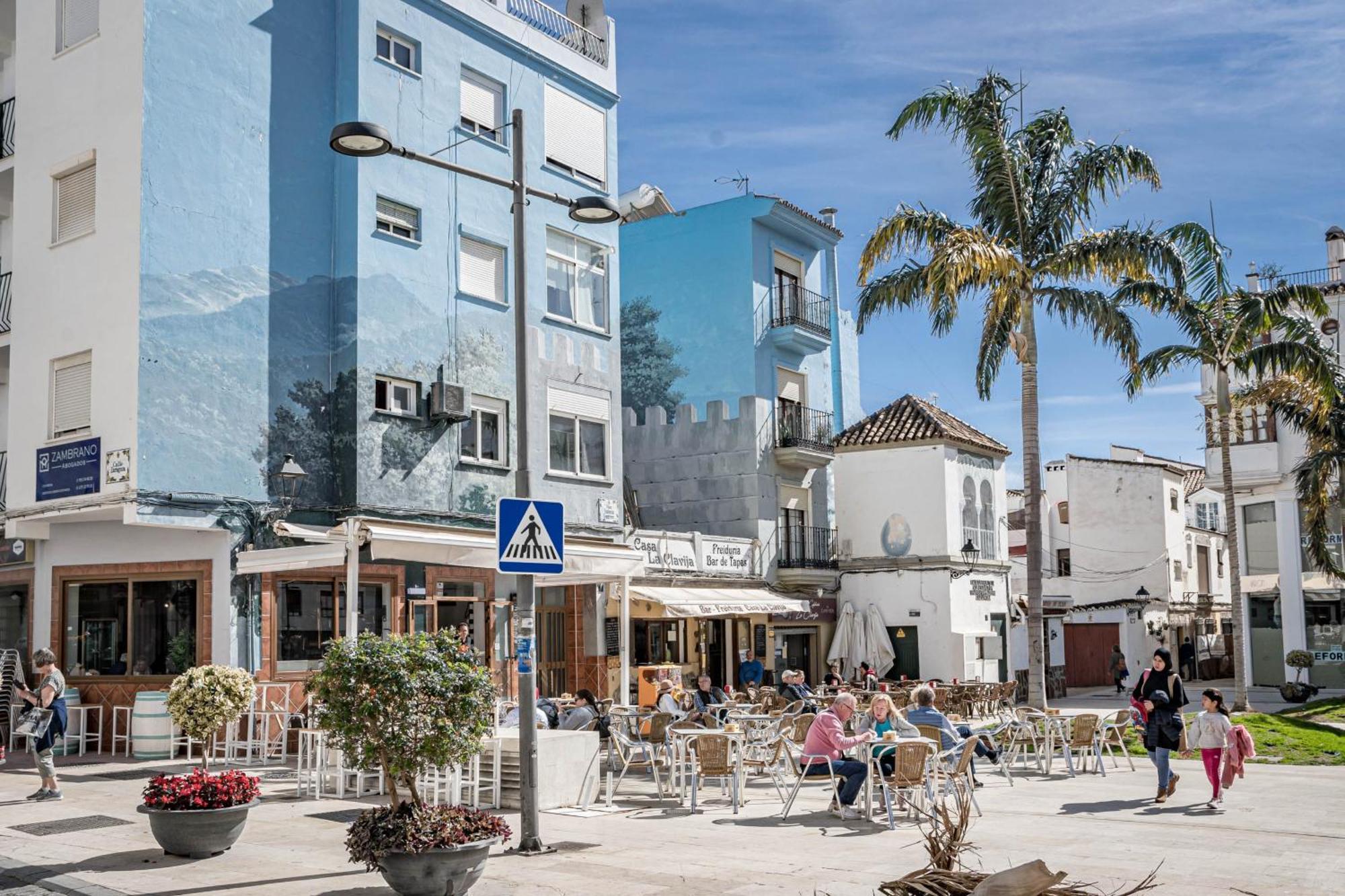Seaclub Suites Εστεπόνα Εξωτερικό φωτογραφία