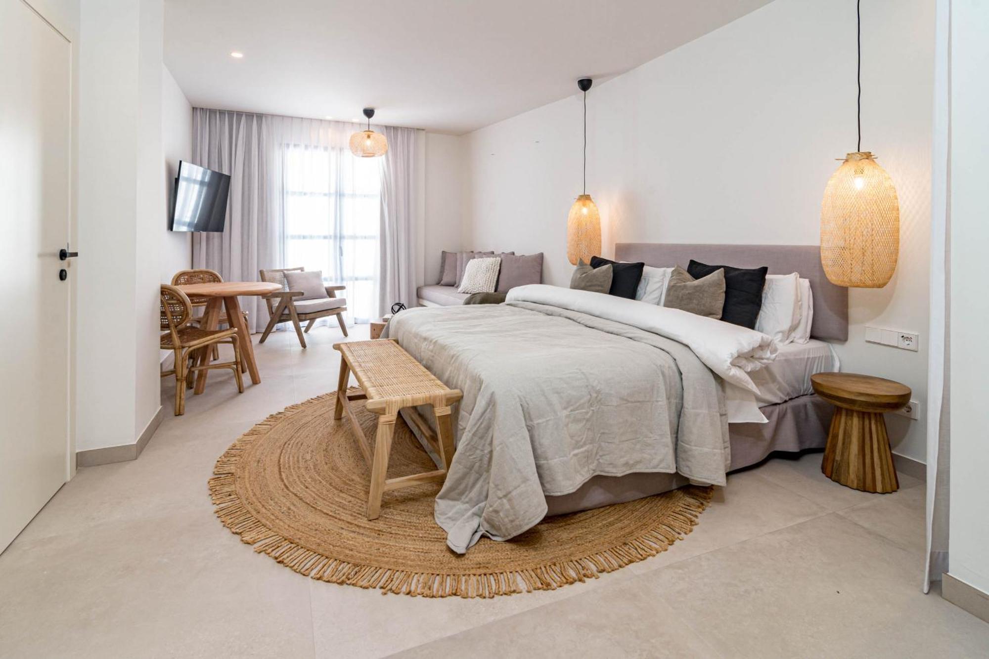 Seaclub Suites Εστεπόνα Εξωτερικό φωτογραφία